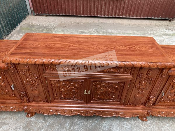 kệ tivi hoàng gia