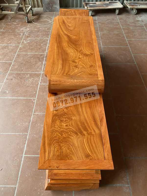 kệ tivi lồi giữa gỗ hương